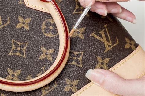 how to reshape louis vuitton canvas|reconditioning louis vuitton handbags.